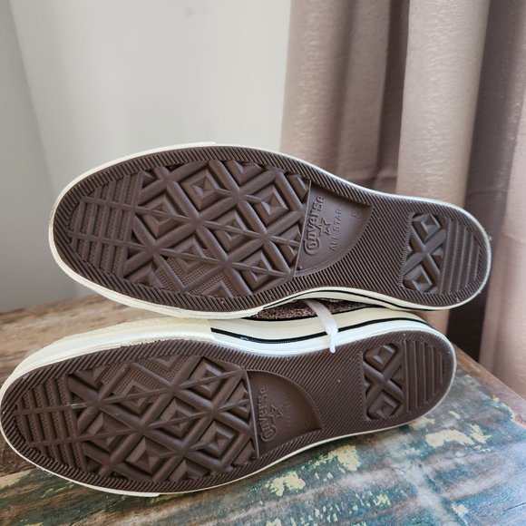 Never Worn 2017 Converse x JW Anderson Sneakers - Picture 4 of 4